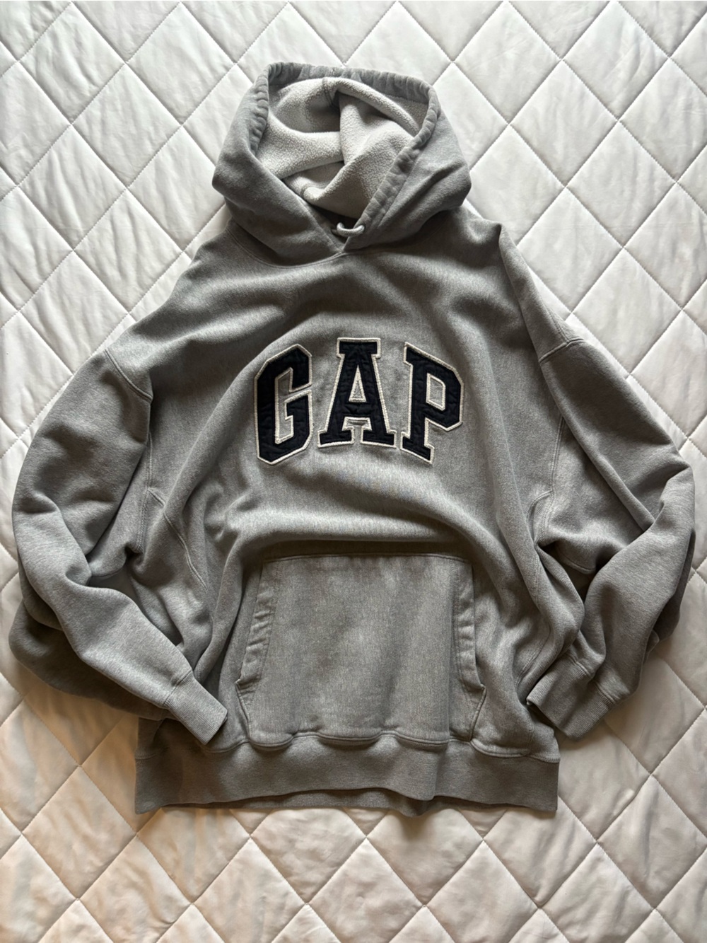 Vintage GAP Gray Spellout Pullover Hoodie Y2K